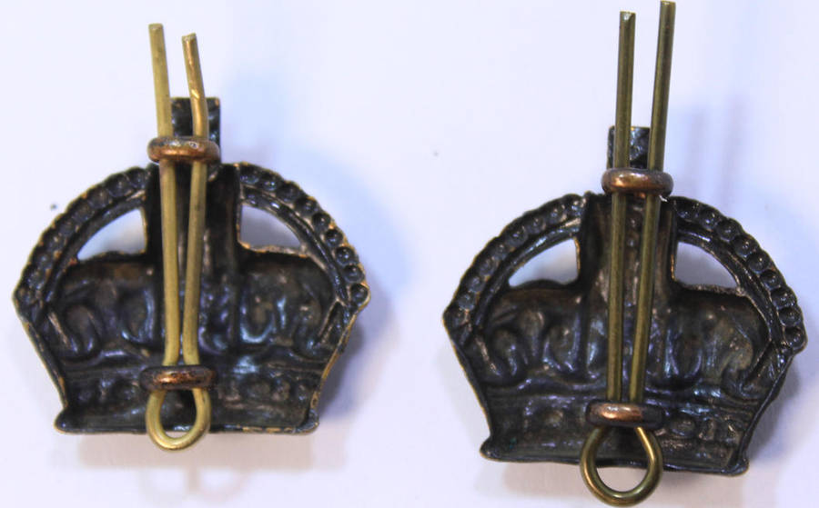 2 x Tudor Crown Rank Insignia Gilding Metal 1940's  WW2 British & Commomwealth Forces