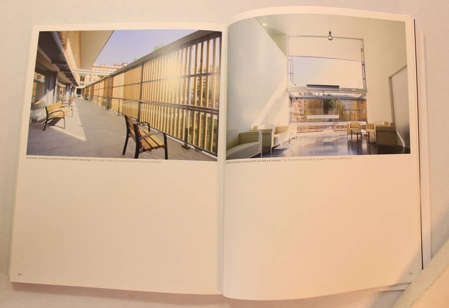 Arquitectos Reflejos/Reflections by Baena Casamor Softcover Book