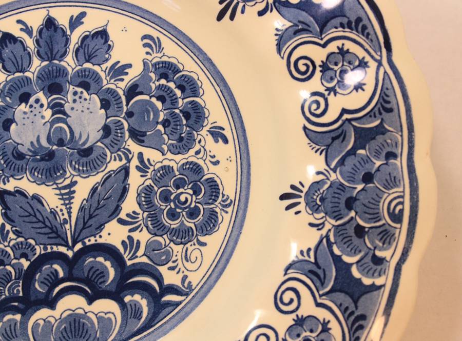 Vintage Large Blauw Delfts Distel Blue & White Display Bowl.