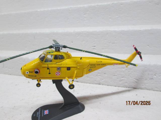 1:72 - DIE CAST MILITARY HELICOPTER  - 1976 WESTLAND WHIRLWIND