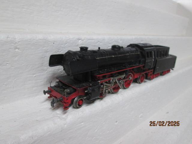 HO SCALE - MARKLIN - 2-6-2 STEAM LOCOMOTIVE - BOXED (2-RAIL)