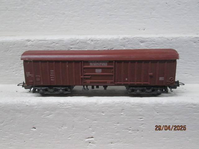 HO SCALE - LIMA - DB CLOSED HOPPER