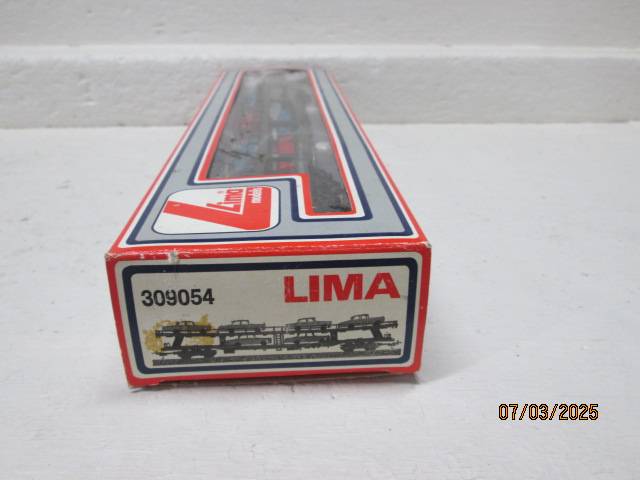 HO SCALE - LIMA - DB DARK GREEN MERCEDES CAR CARRIER WAGON - BOXED