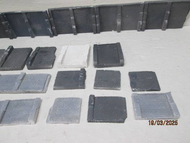 HO / OO SCALE - CEMENT RETAINING WALLS - BEER BOX FULL