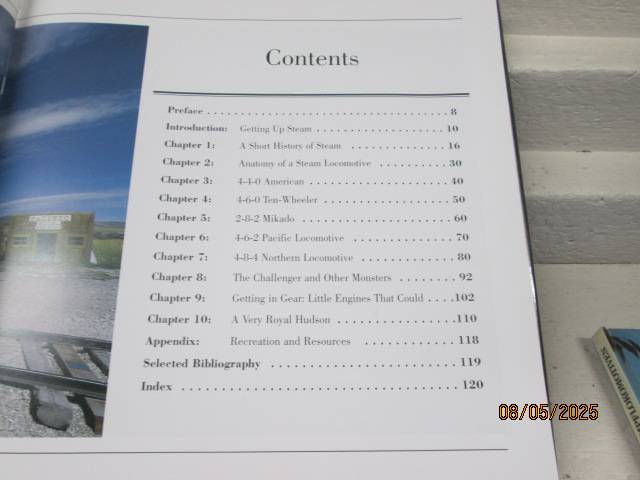 HARDCOVER TRAIN BOOK: WORKING STEAM
