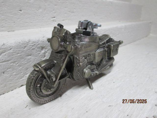 DIE CAST - HONDA - 750 FOUR CIGARETTE LIGHTER MOTORBIKE