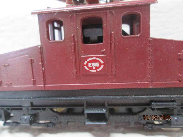 HO SCALE - LIMA - SAR - ES ELECTRIC LOCOMOTIVE - BOXED