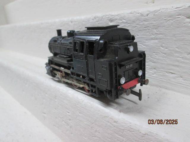 HO SCALE - MARKLIN - 0-6-0 STEAM LOCOMOTIVE - BOXED