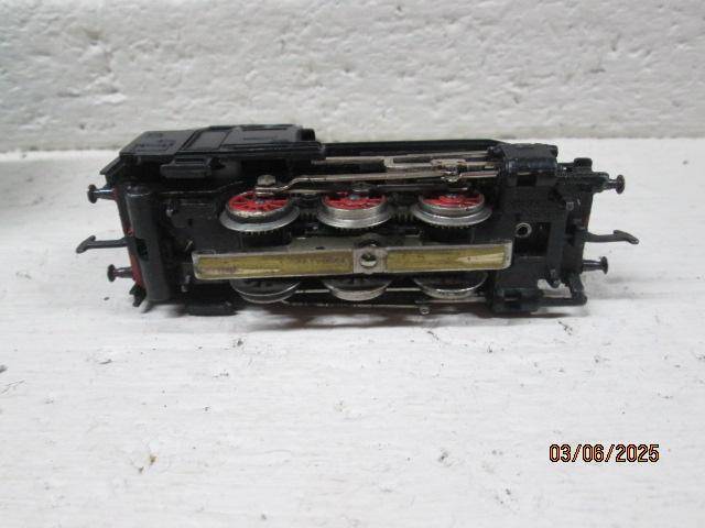 HO SCALE - MARKLIN - 0-6-0 STEAM LOCOMOTIVE - BOXED