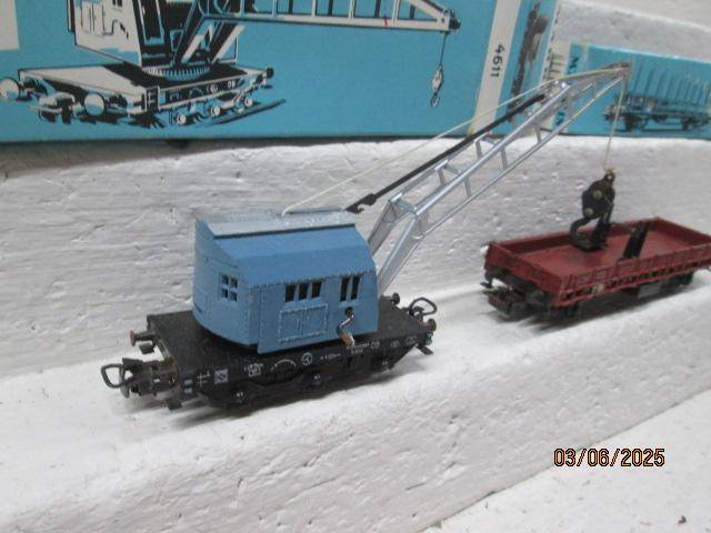 HO SCALE - MARKLIN - CRANE + FLAT BED WAGON - BOXED