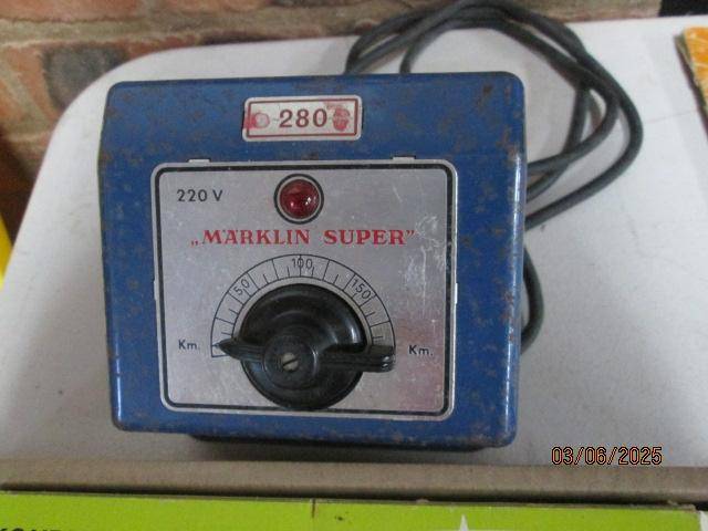 HO SCALE - MARKLIN -M TRACK - LARGE AMOUNT - MOSTLY BOXED