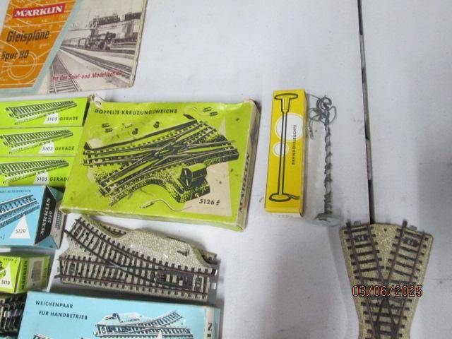 HO SCALE - MARKLIN -M TRACK - LARGE AMOUNT - MOSTLY BOXED