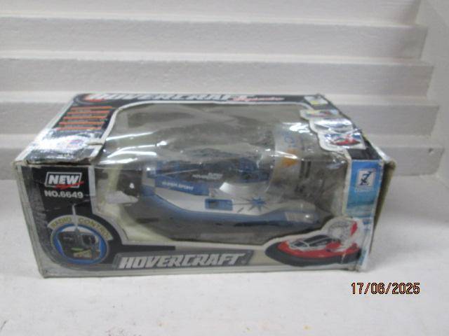 RADIO CONTROL - HOVERCRAFT - BOXED