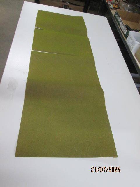 HO SCALE - LARGE PIECE GREEN SCENERY MATERIAL