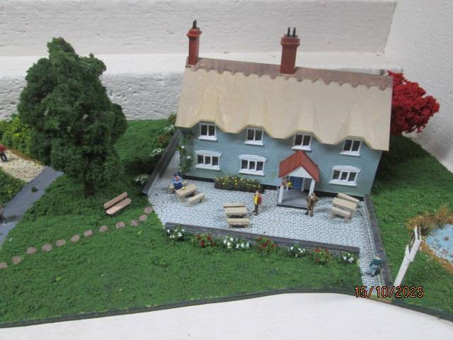 OO SCALE - DIORAMA WITH HOUSE & PARK AND LOTS OF SCENERY