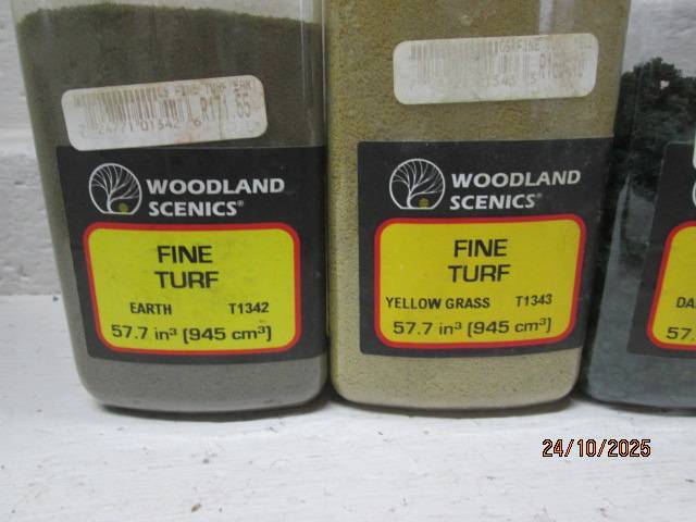 HO SCALE- WOODLAND SCENICS - VARIOUS SCATTER MATERIALS - X7 - BOXED