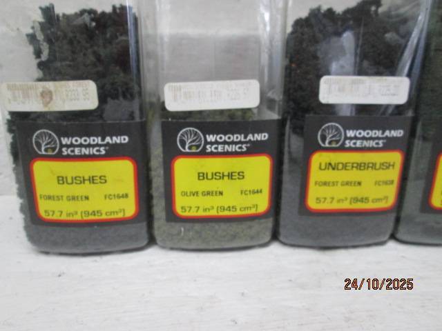HO SCALE- WOODLAND SCENICS - VARIOUS SCATTER MATERIALS - X7 - BOXED