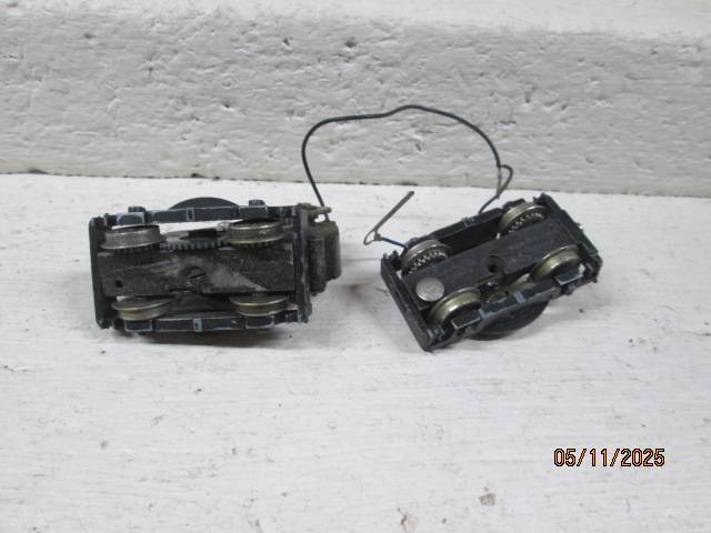 HO SCALE - FLEISCHMAN LOCO BOGIE SET - FOR SPARES