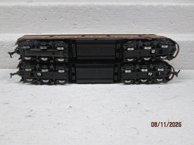 HO SCALE - RIVAROSSI - PENNSYLVANIA - DIESEL POWER & DUMMY SET