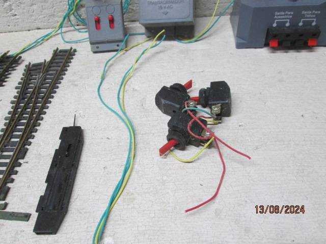 HO / OO SCALE - FRATESCHI TRACK & CONTROLLER