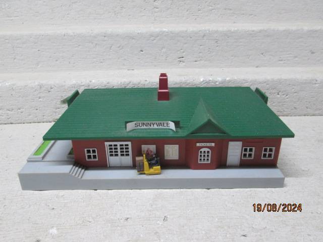 HO SCALE - BACHMANN - MAIN STATION BUIL,DING