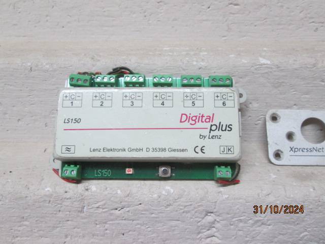 HO SCALE - LENZ - SPARES + BITS & PIECES
