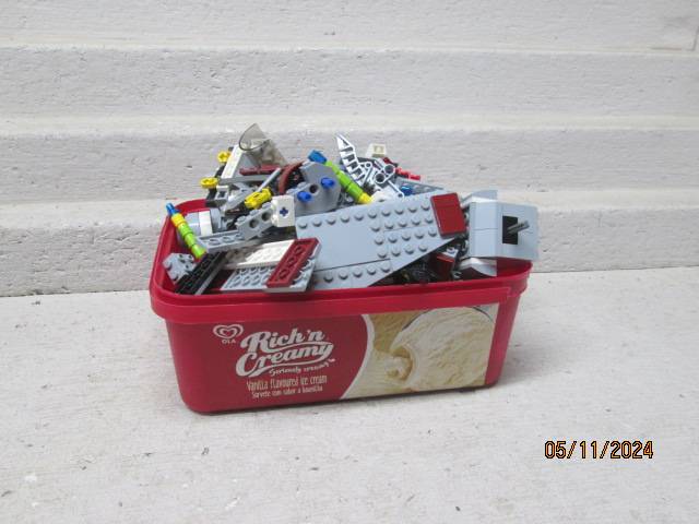 LEGO - STAR WARS - LARGE AMOUNT