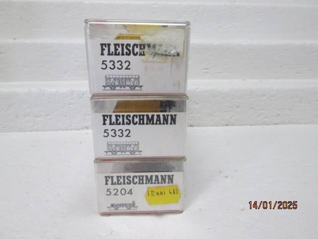 HO SCALE - FLEISCHMANN - X3 GOODS WAGONS - BOXED