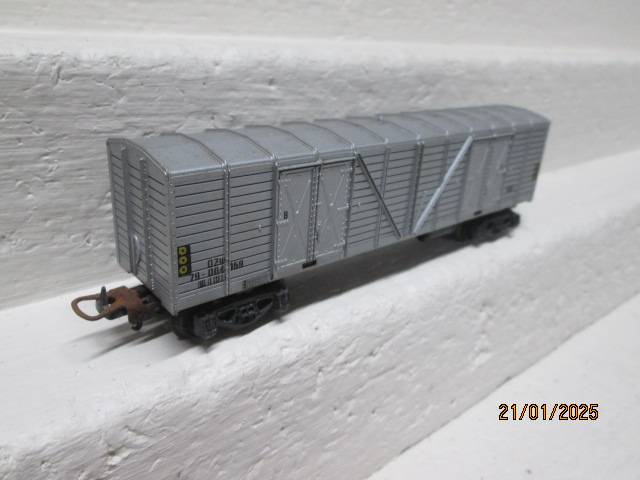 HO SCALE - LIMA - SAR- SILVER OZ - BOX CAR
