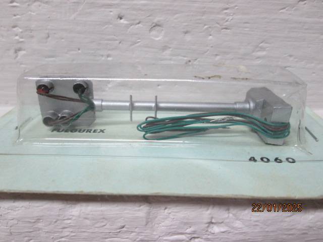 HO SCALE - FULGUREX - ELECTRIC RAIL SIGNAL - NO.4060 - BOXED