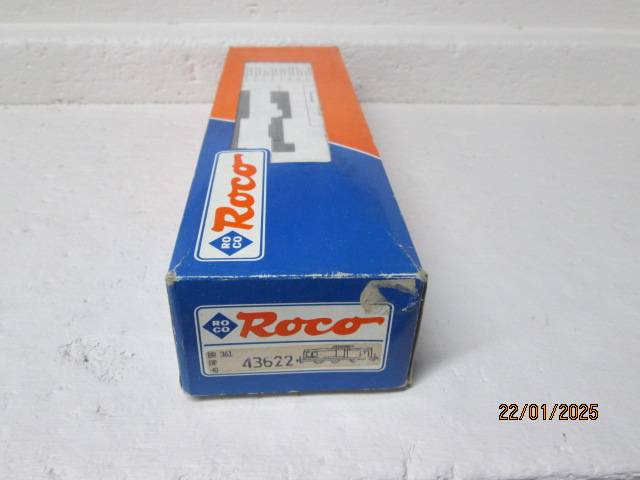 HO SCALE - ROCO - DB RED DIESEL LOCOMOTIVE - BOXED