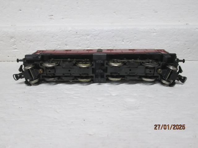 HO SCALE - ROCO - BROWN ELECTRIC LOCOMOTIVE - BOXED