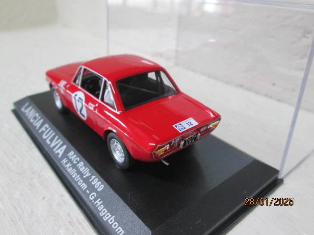 DIE CAST 1:43 SCALE - RALLY CAR -  LANCIA FULVIA