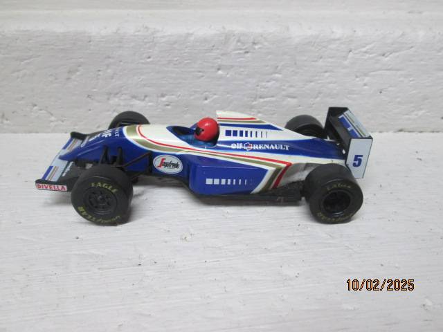 SLOT CAR - 1:32 SCALE - HORNBY - F1 RENAULT