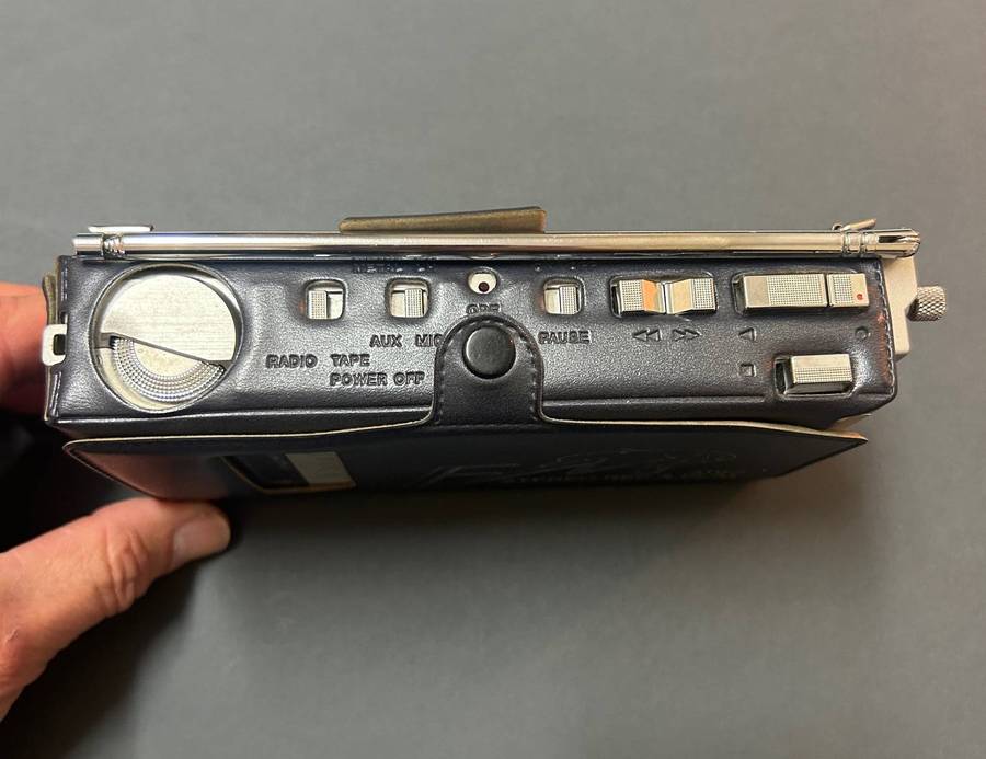 Aiwa radio and cassette recorder