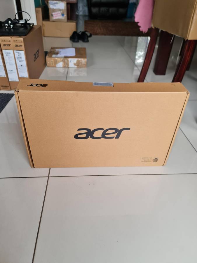 BRAND NEW SEALED - ACER ASPIRE 3 - AMD DUAL CORE - A4-9120E - 4GB - 500GB - AMD RADEON R3 GRAPHICS