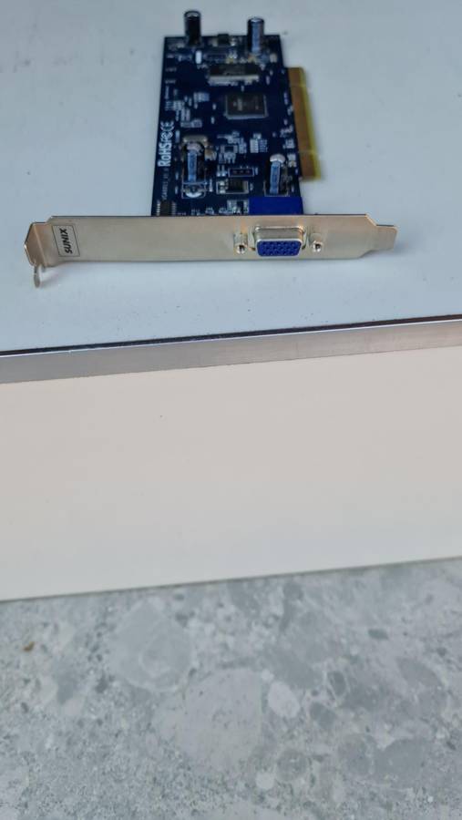 GRAPHICS CARD - AS PER PICTURE - FULL WORKING CONDITION