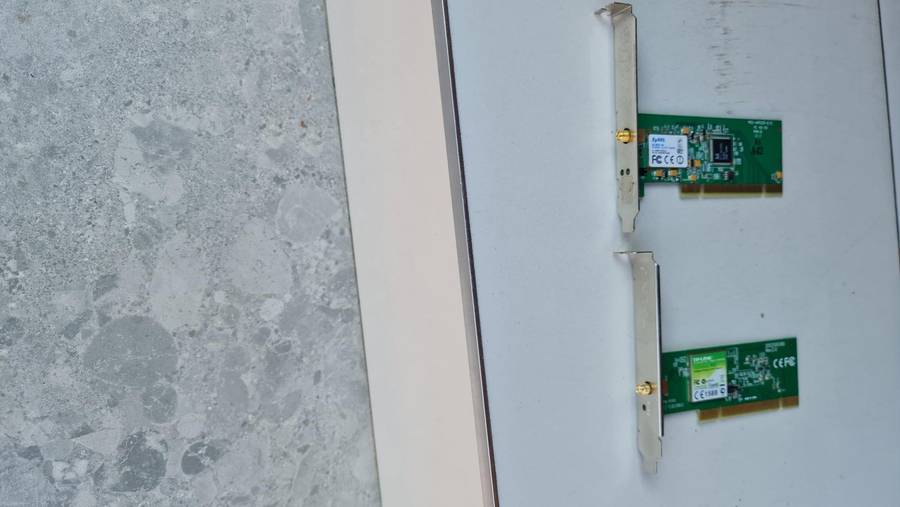 WIFI - WIRELESS CARDS - 2 X WIRELESS CARDS - AS PER PICS - BID IS FOR BOTH TOGETHER