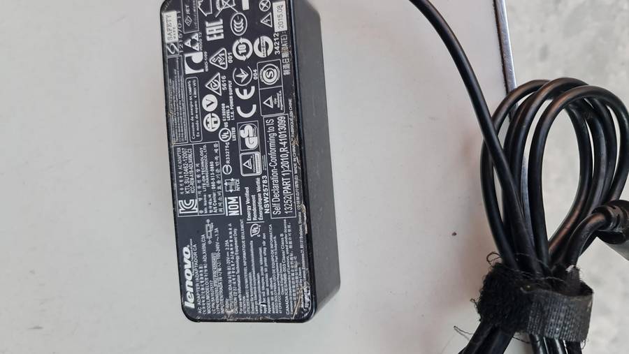 ORIGINAL LENOVO CHARGER - AS PER PIC - 20V - 2.25A - FULL WORKING CONDITION