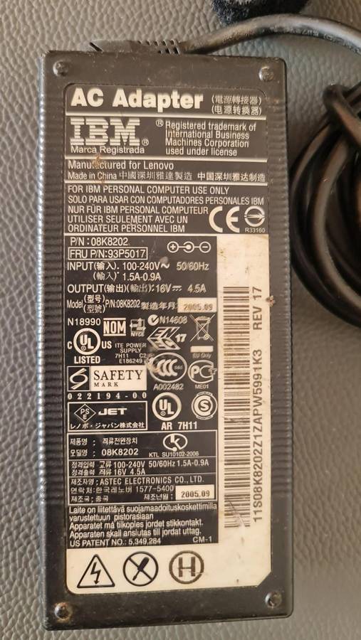 ORIGINAL IBM CHARGER - AS PER PIC - 16V - 4.5A - FULL WORKING CONDITION