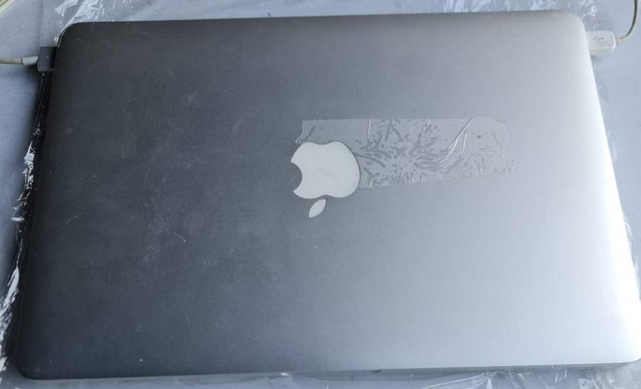 MACBOOK PRO 13 - RETINA DISPLAY - LATE 2012 MODEL - 8GB MEMORY - 128GB SSD HARD DRIVE