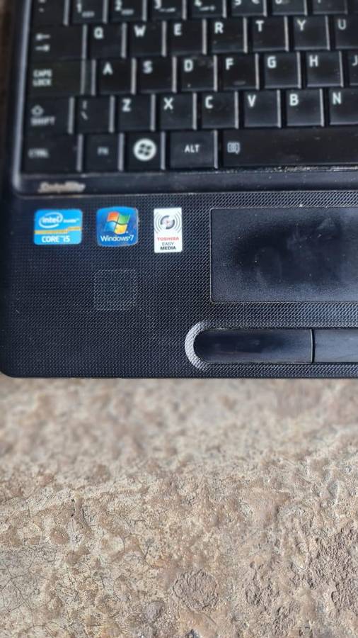 Toshiba laptop - Core i5 2nd or 3rd Gen - 4GB RAM
