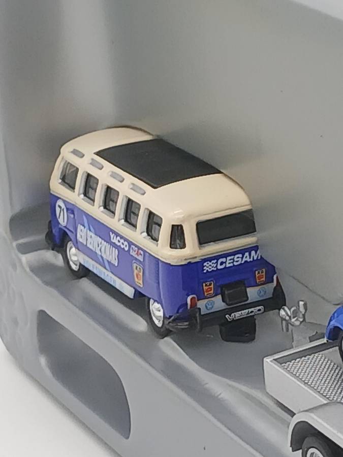 Schuco VW TI Samba Bus & VW Beetle rally set 1:87 HO