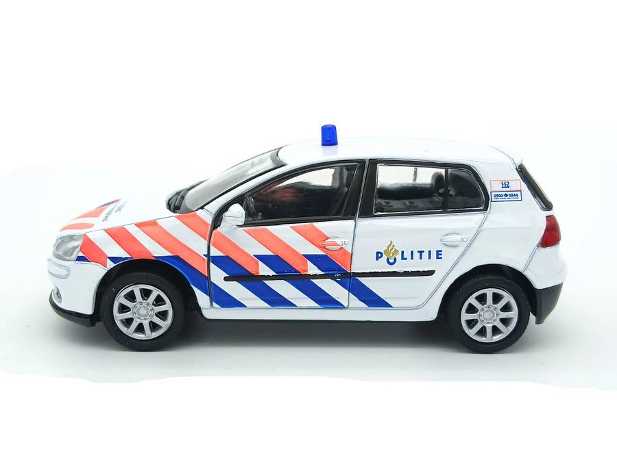 Welly Volkswagen VW Golf V Police Vehicle