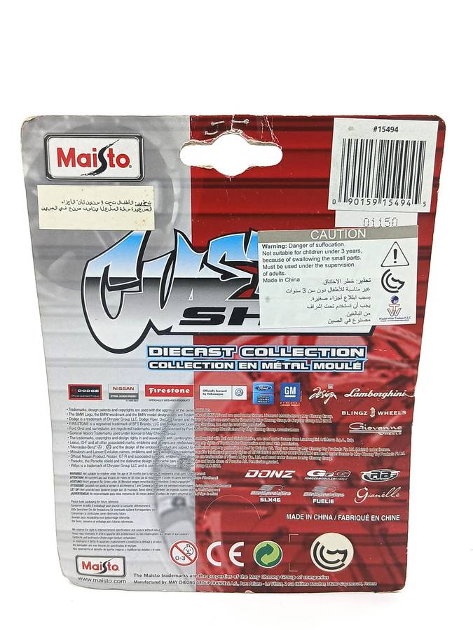Maisto Volkswagen VW Golk R32 Custom Shop White/Black