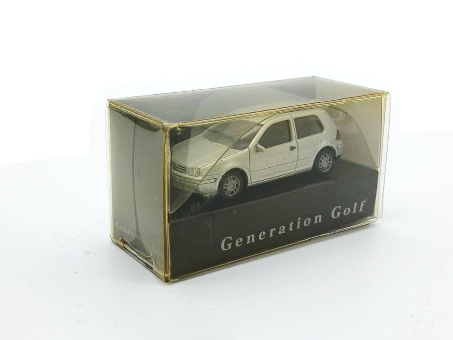 Wiking Volkswagen VW Golf Mk4 Silver 1/87