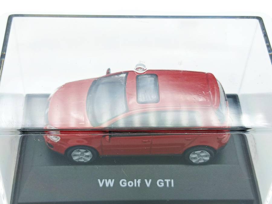 Schuco Volkswagen VW Golf Mk5 GTi 1/72