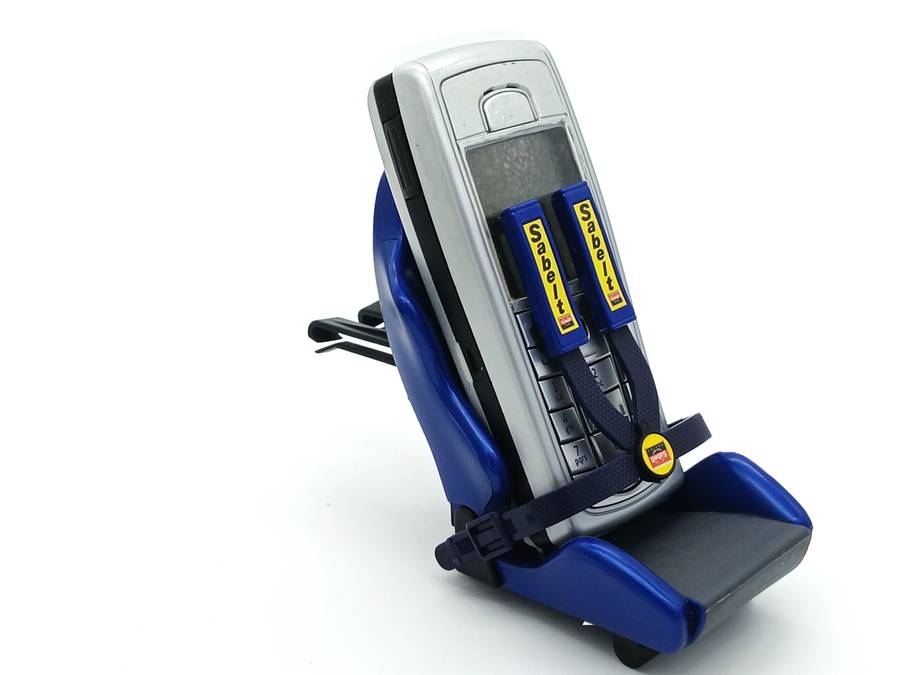 Retro Recaro Racing Seat cell phone holder for car by Carmate