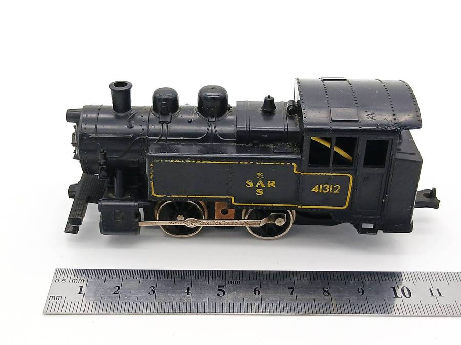 Lima HO SAR 41312 Locomotive and tracks for spares