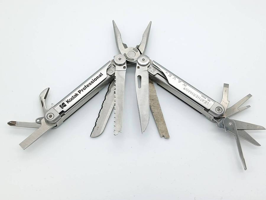 Leatherman Wave 1st Gen with original leather pouch and box (0500 Date Stamp) Kodak Logo